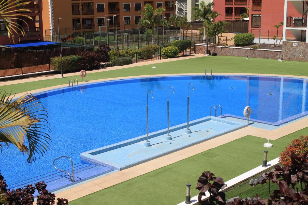 Spacious Apartment With Large Private Garden In Palm Mar Bagian luar foto