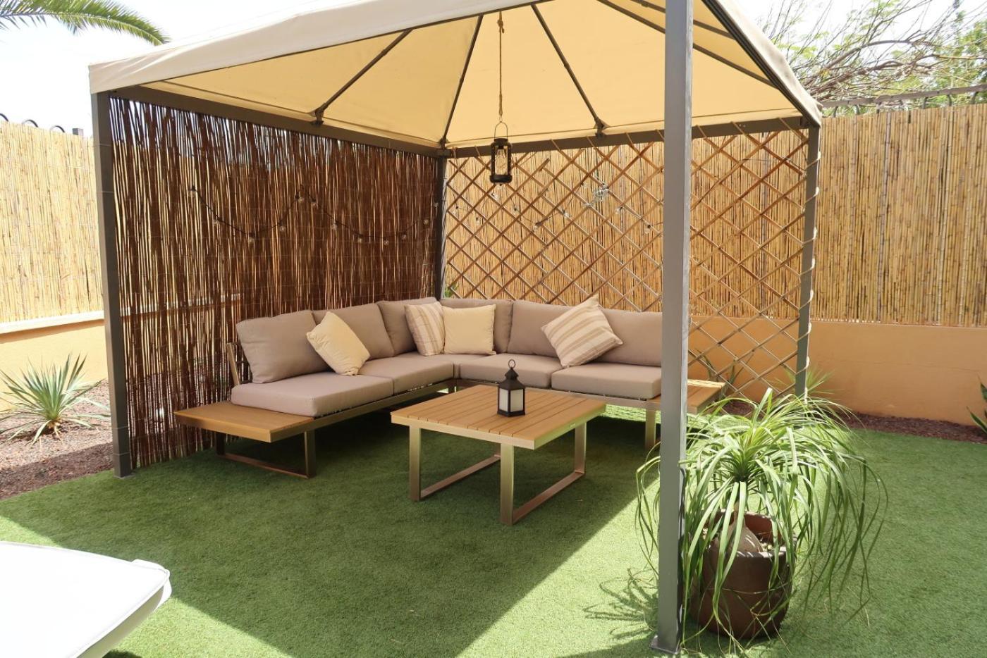 Spacious Apartment With Large Private Garden In Palm Mar Bagian luar foto